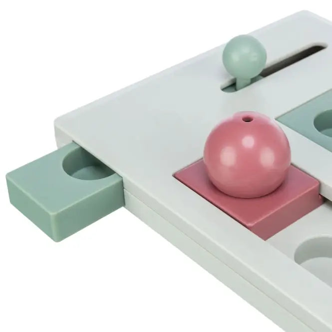 Trixie Cat Activity Brain Mover